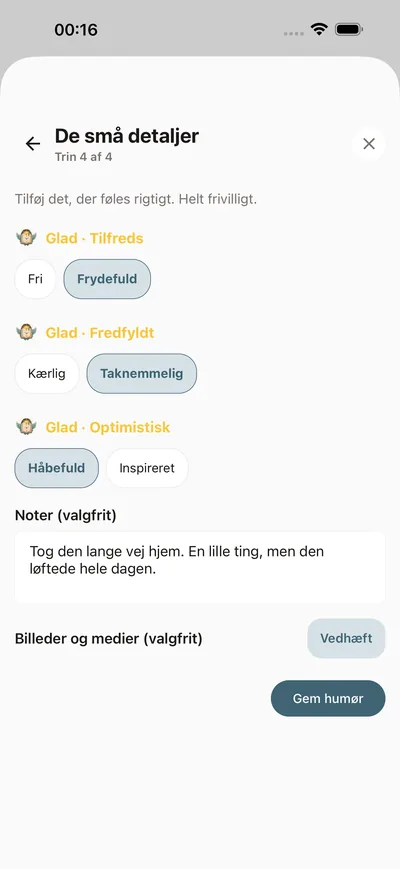 At logge humøret i BrightLogs check-in — et niveau, en navngiven følelse og en valgfri linje kontekst med få tryk